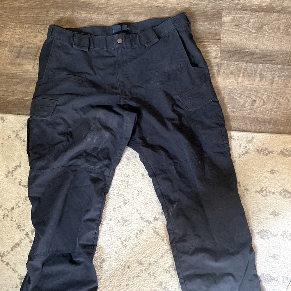 5.11 tactical pants 36x32 navy color